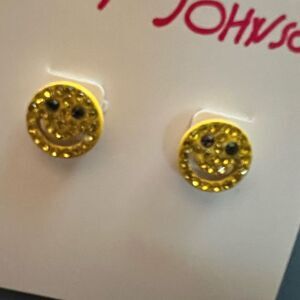 💛 Betsey Johnson Yellow Sparkling Crystal Smiley Face Earrings 💛